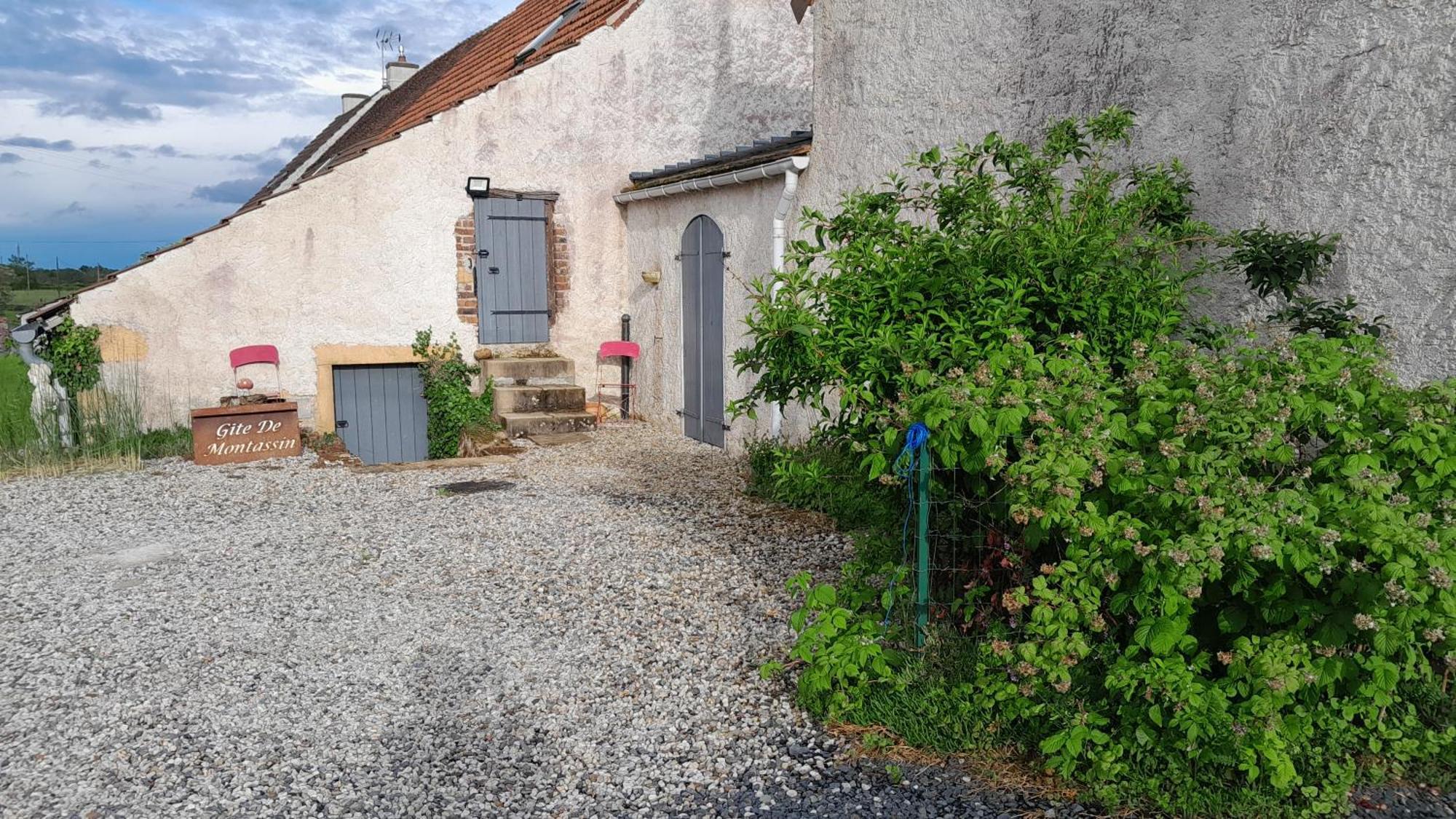 Petit Gite De Montassin La Motte-Saint-Jean Eksteriør billede